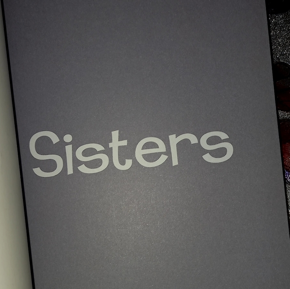 Sisters book - Picture 3 of 3